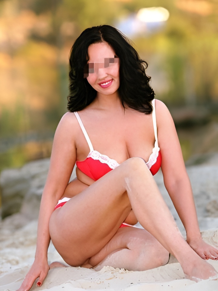 Регина привлекальеная девушка из Орла цена от 4000 руб