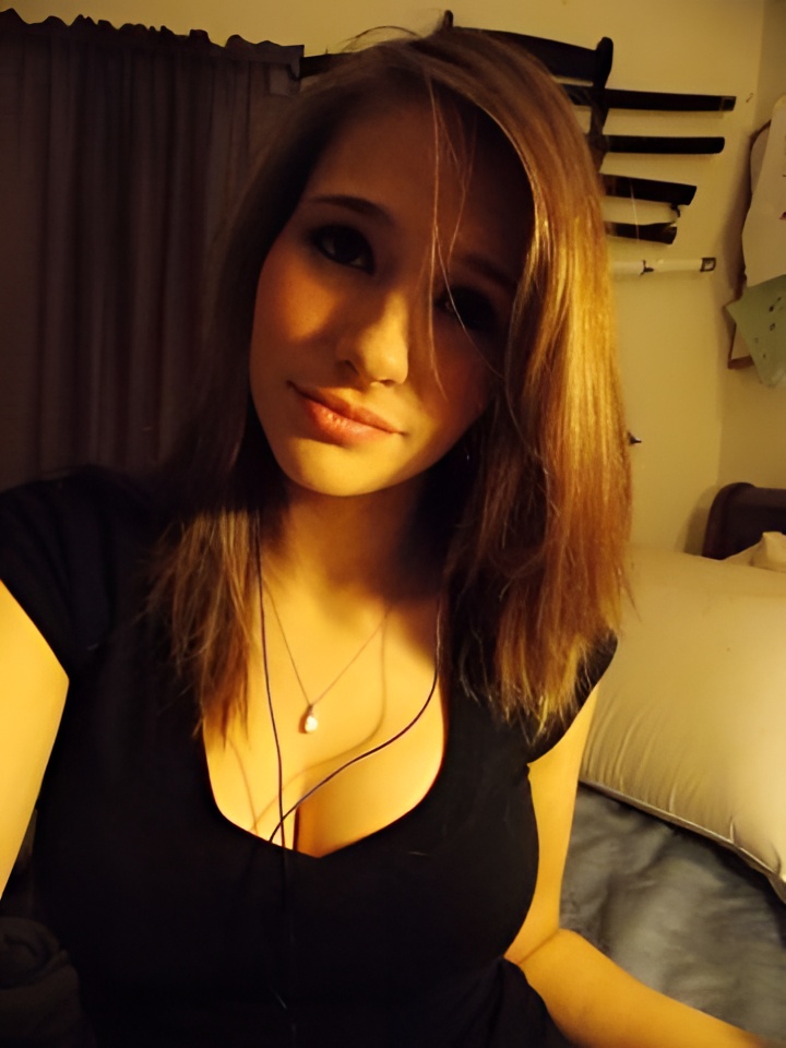 Сабина привлекальеная девушка из Орла цена от 2000 руб