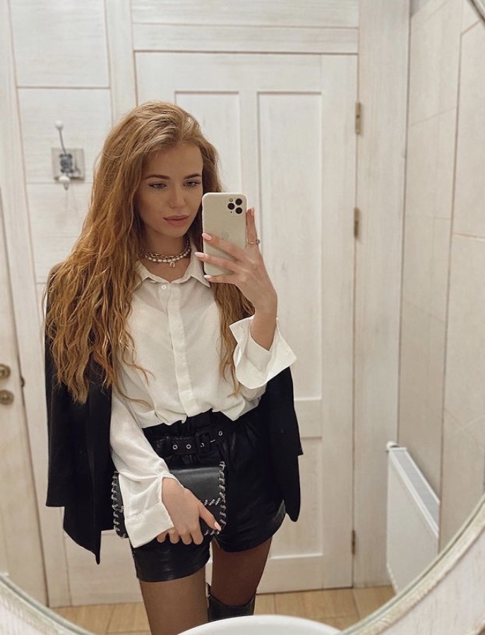 🎥 Оксана привлекальеная девушка из Орла цена от 7000 руб