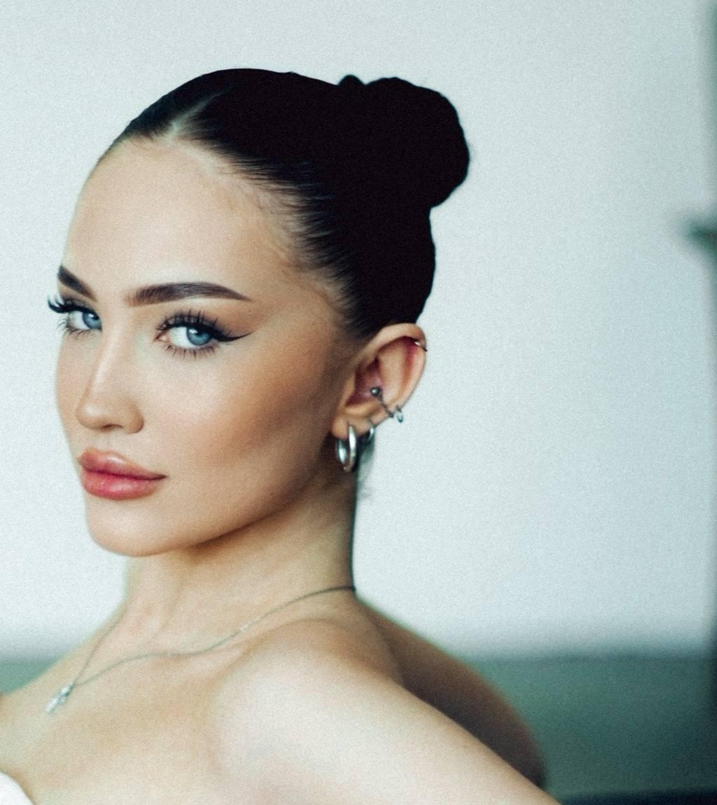 Светик привлекальеная девушка из Орла цена от 6000 руб