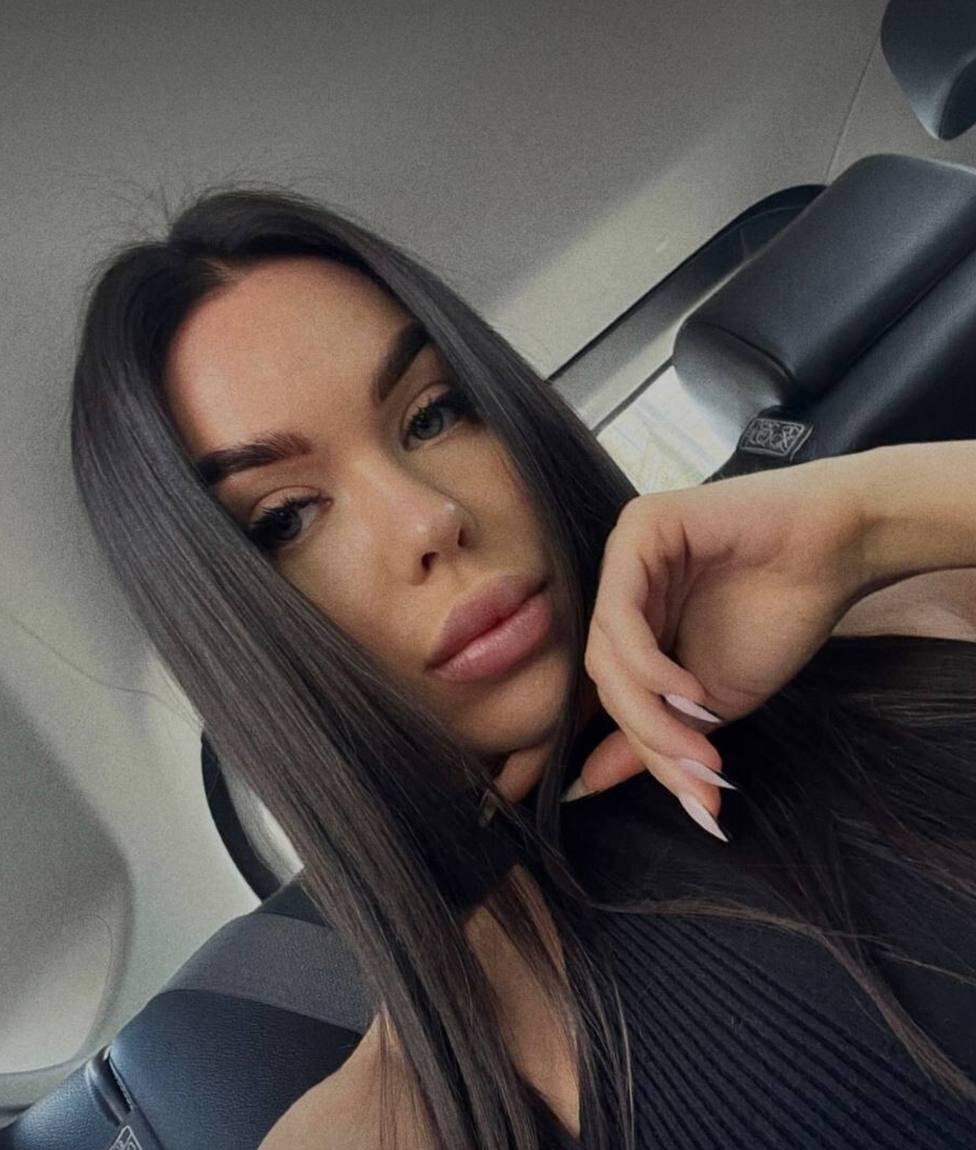 Наташа привлекательная девушка из Орла цена от 8000 руб