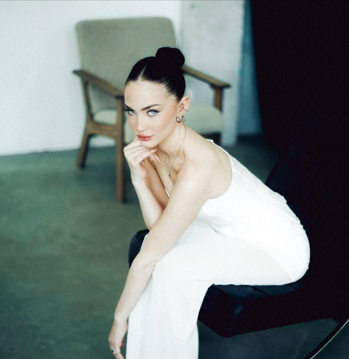 Индивидуалка Светик, доступна для личного знакомства от 6000 руб