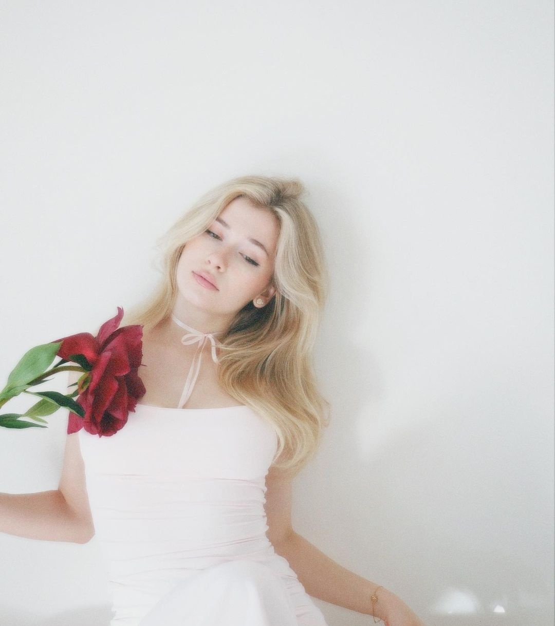 Индивидуалка Влада, доступна для личного знакомства от 7000 руб