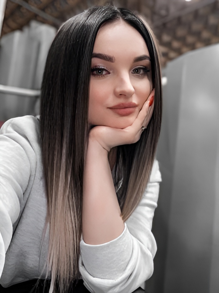 Индивидуалка Кира, доступна для личного знакомства от 2000 руб