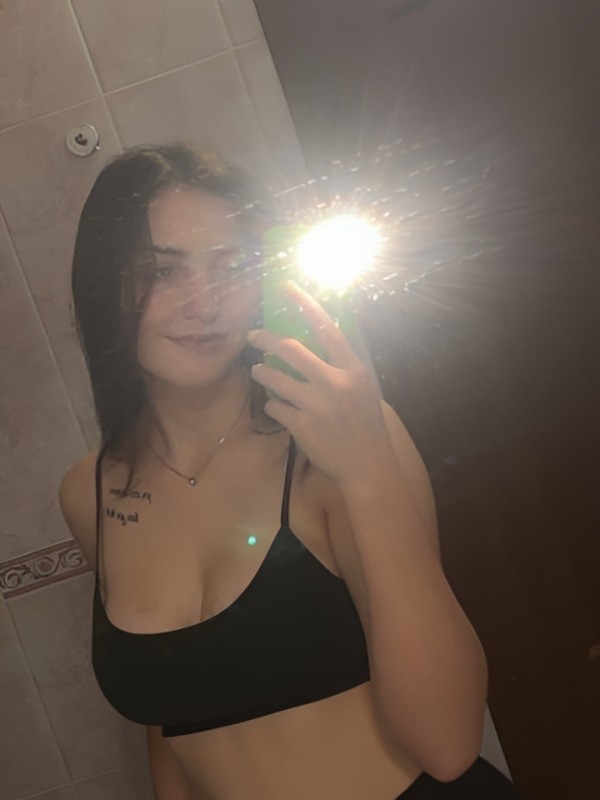 Богдана привлекательная девушка из Орла цена от 2000 руб