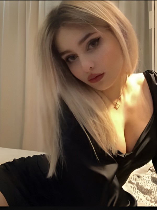 Ирина привлекательная девушка из Орла цена от 1500 руб