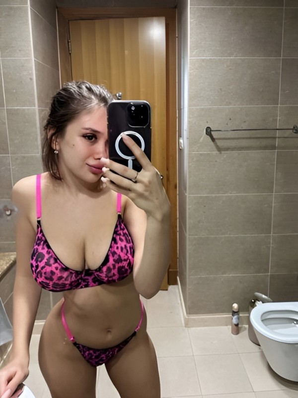 Ярославна привлекательная девушка из Орла цена от 2000 руб