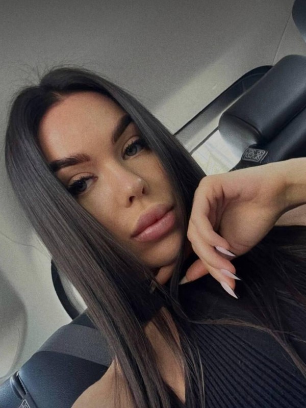 Наташа привлекательная девушка из Орла цена от 8000 руб